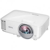 BenQ MX825ST